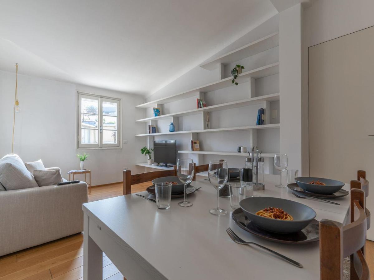 Apartamento The Rent - Lovely One-bedroom In Moscova