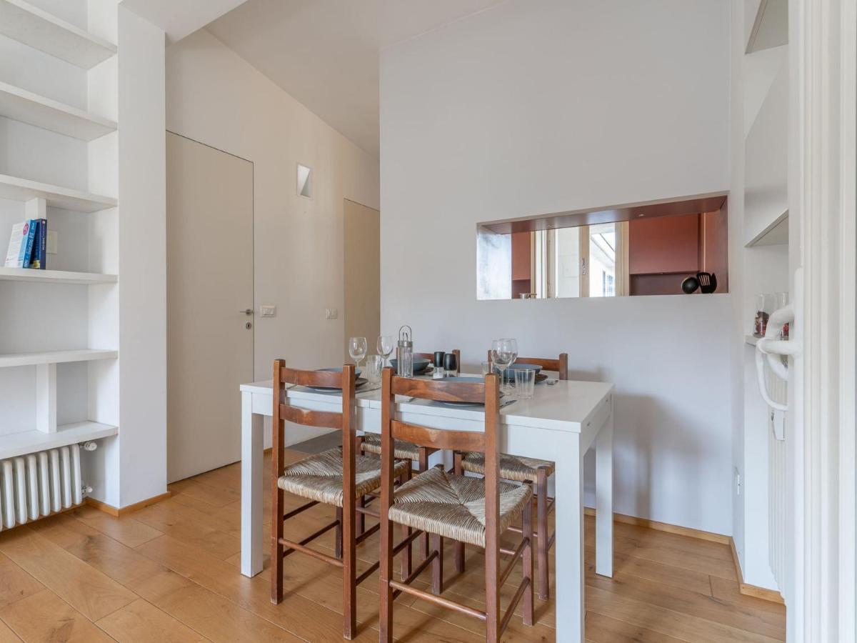 The Rent - Lovely One-bedroom In Moscova Apartamento Milão