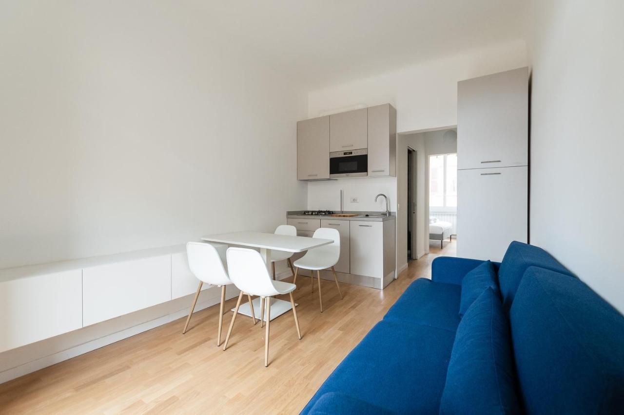 Apartment Urbino Luminoso E Milan