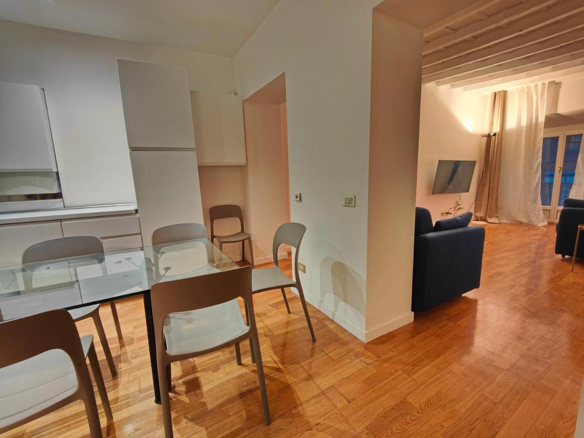 Crocetta - Design With Terrace Apartment *