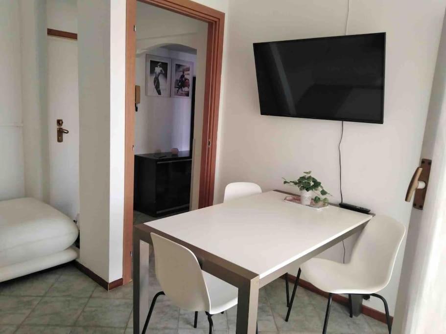Lovely Flat, Super Connected To The Centre,wifi,4p