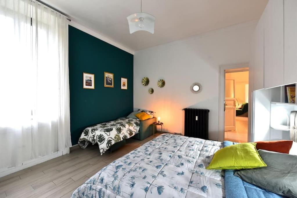 Apartment Caseospitali - Angolo Bernini Trilocale Luminoso *