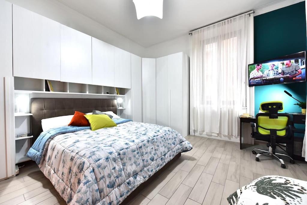 Apartment Caseospitali - Angolo Bernini Trilocale Luminoso *