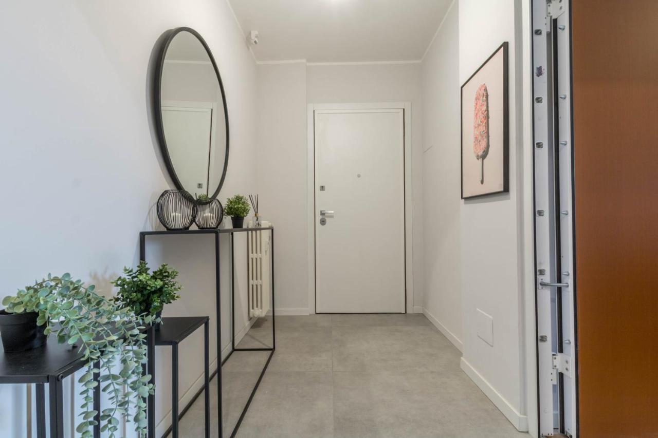Corso Buenos Aires Elegant 5 Stars Apartment