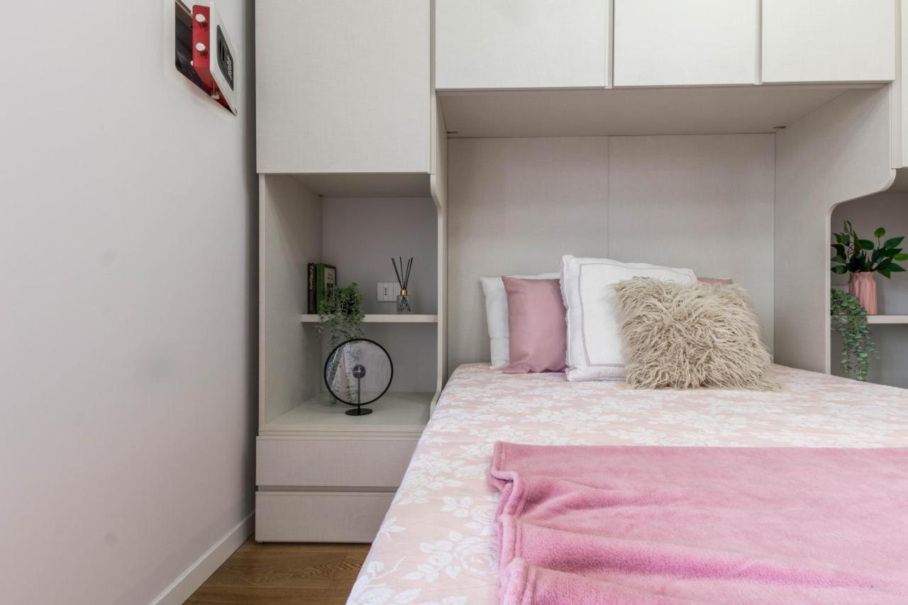 Corso Buenos Aires Elegant 5 Stars Apartment