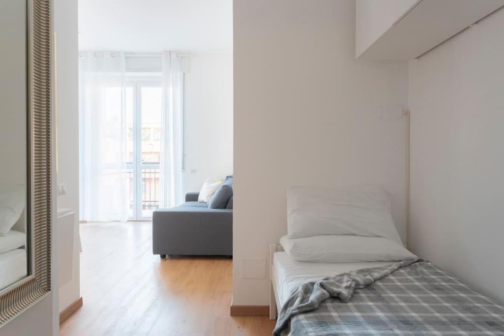 Modern House Dergano A 150 Metri Metro Milano