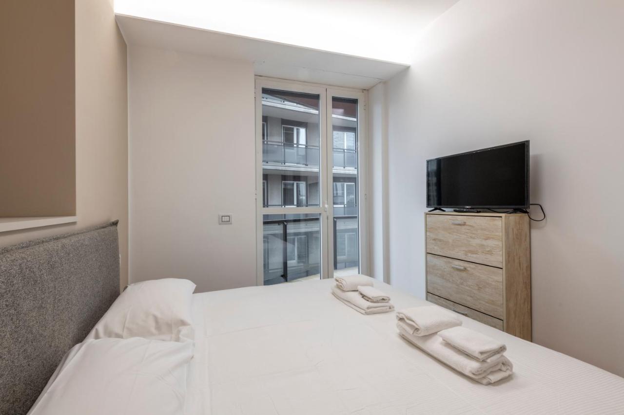 Porta Nuova - Living Apartment *