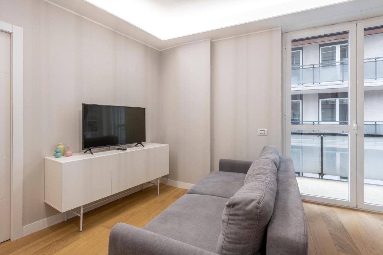 Porta Nuova - Living Apartment