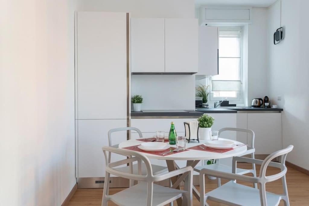 Modern House Dergano A 150 Metri Metro Milano