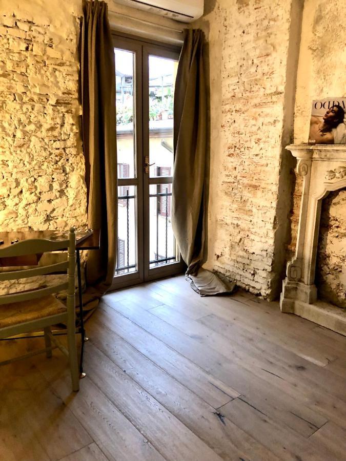 Charming And Design Attic Loft In Coolest Area Navigli Ticinese Milão