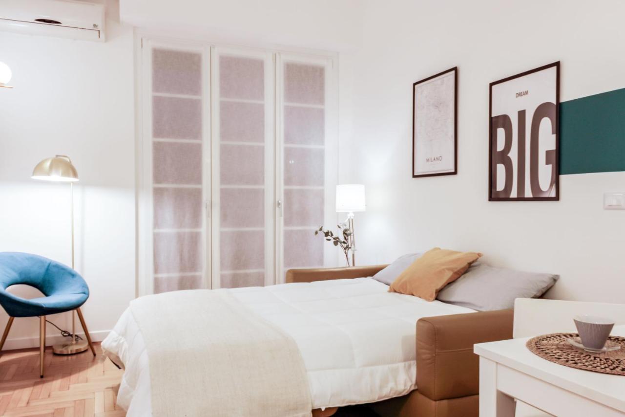 Top In The Center Balcony+wi-fi+panorama Apartment Milan