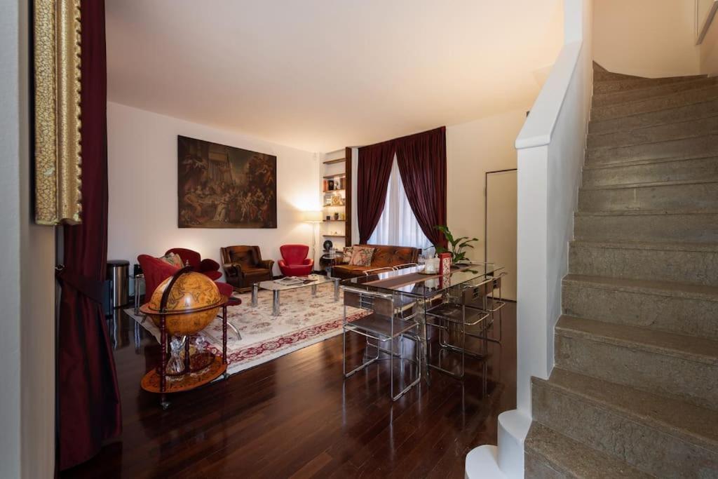 Apartment Spiga Duplex By Montenapoleone Living Milan