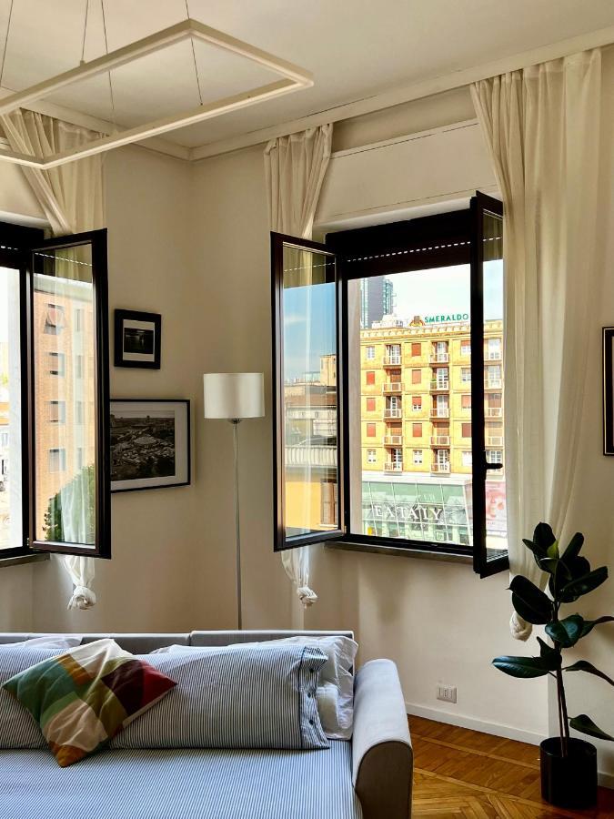 #private In Brera District Milão
