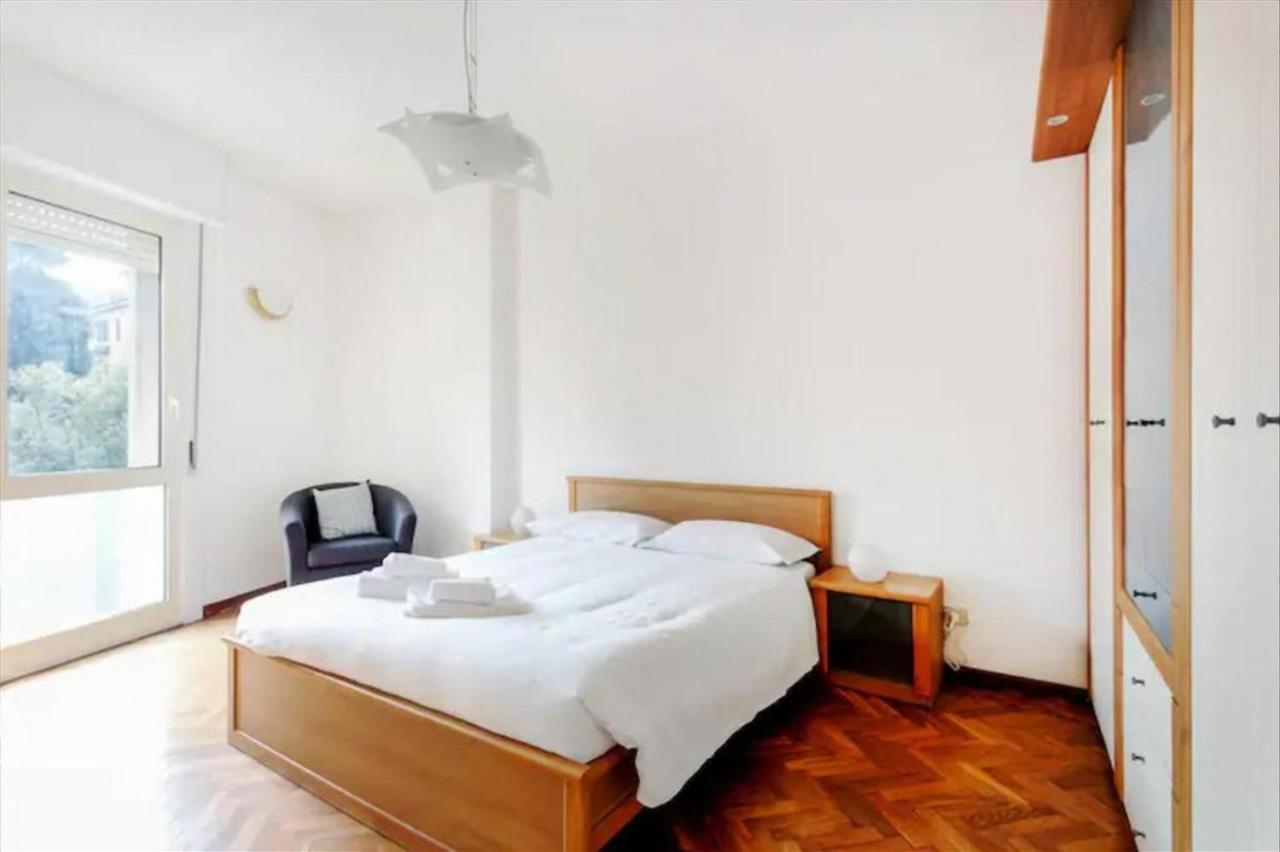 Apartamento Porta Romana Comfortable Flat Con Balcone Milão