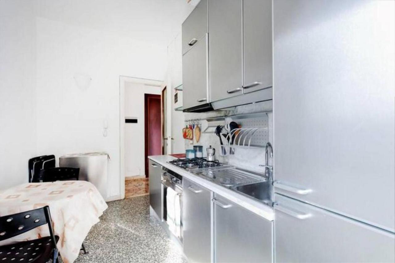 Apartamento Porta Romana Comfortable Flat Con Balcone
