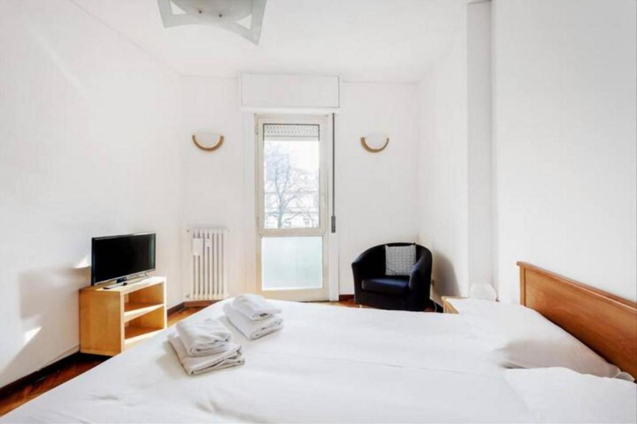 Apartamento Porta Romana Comfortable Flat Con Balcone