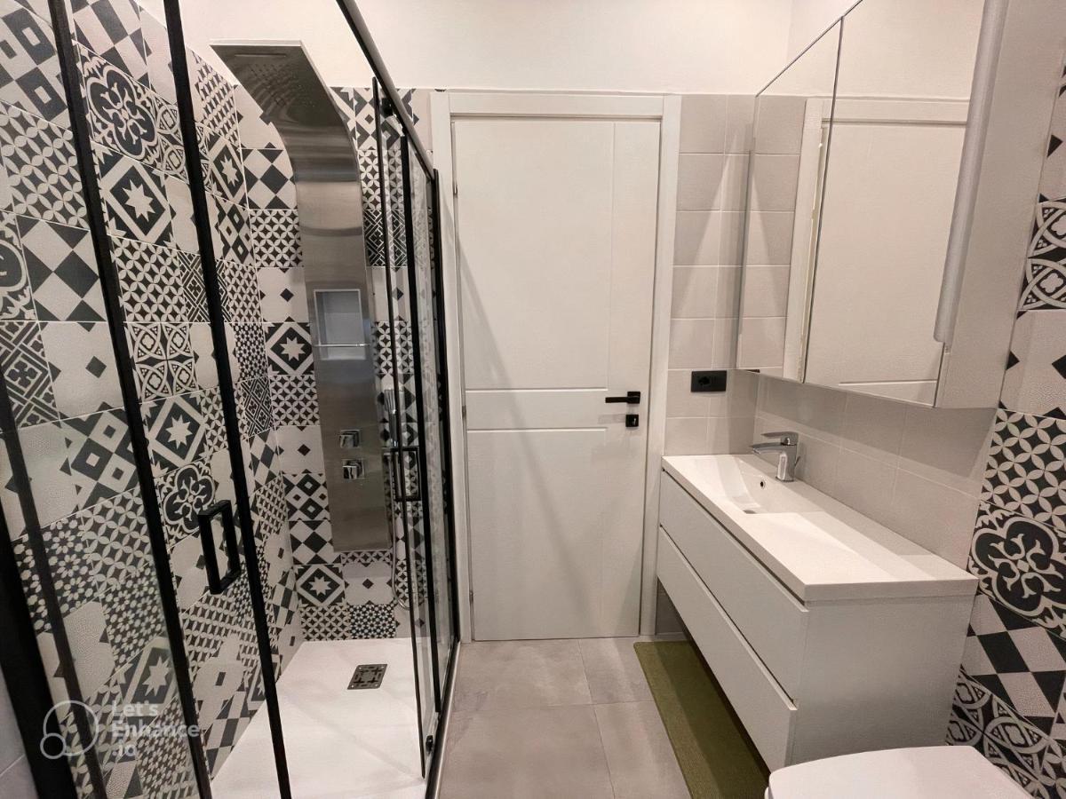 R39 Modern With Private Parking Apartamento Milão