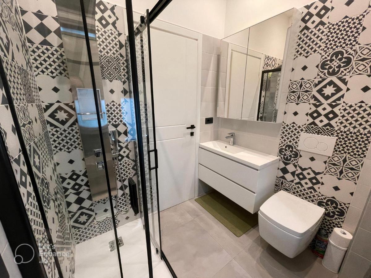 Apartamento R39 Modern With Private Parking