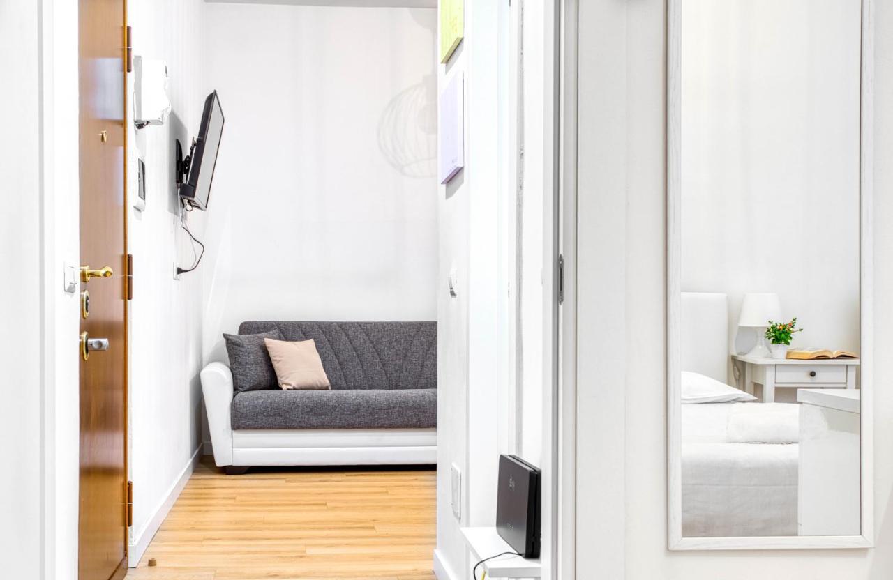 Joivy Warm And Inviting Flat With Balcony * Milan
