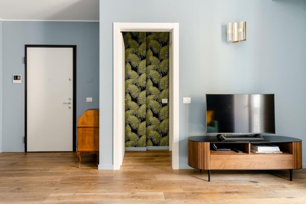 The Wallpaper House Apartment *