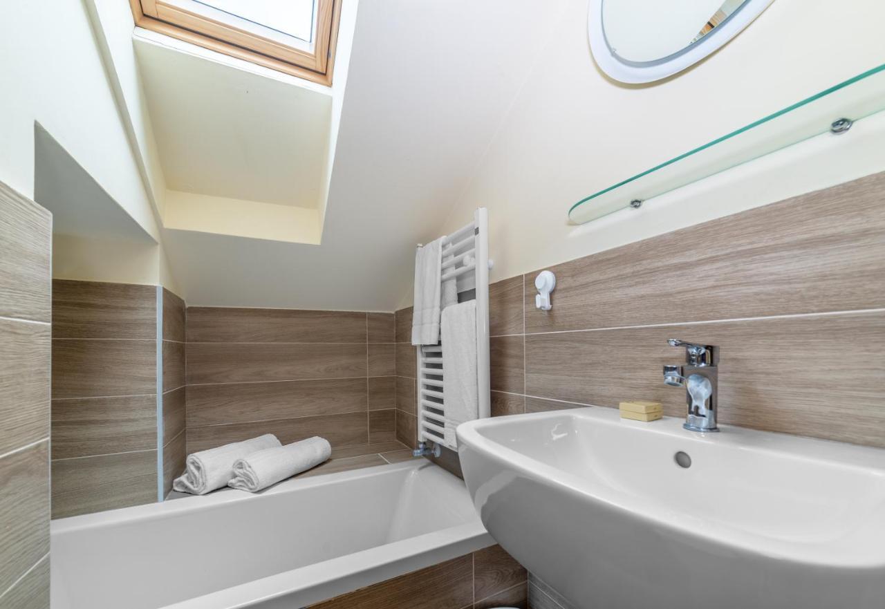 Apartment Brera - Sella Charme Castle View Milan