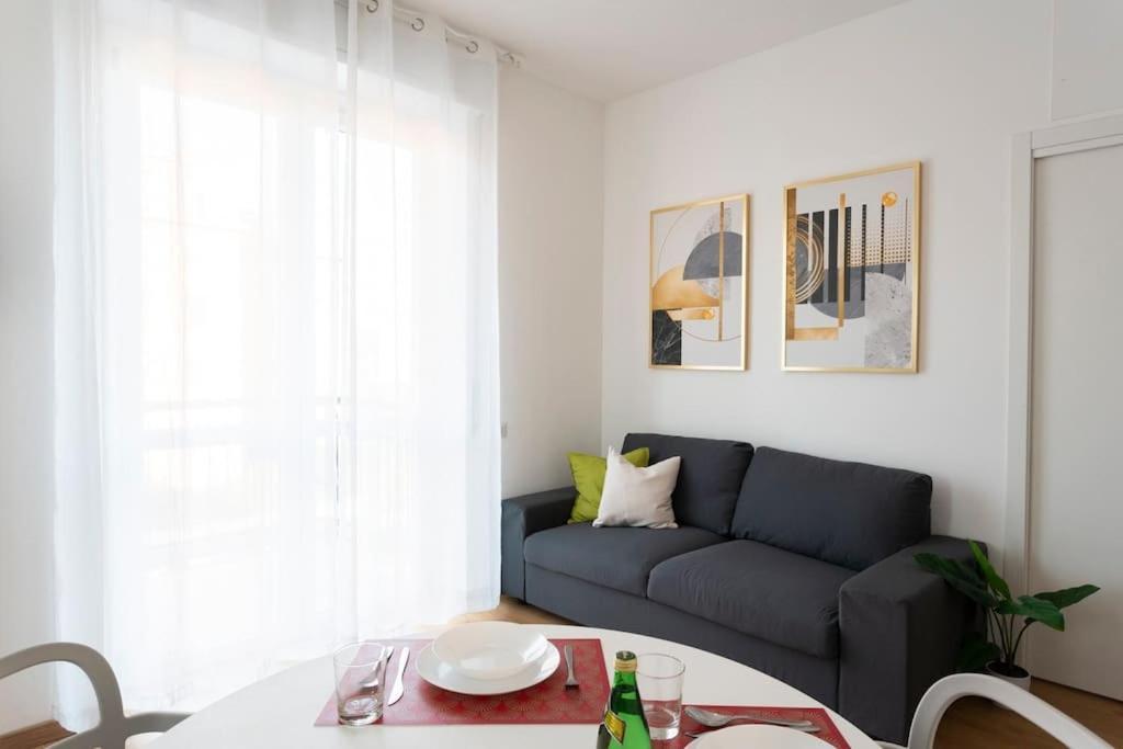 Modern House Dergano A 150 Metri Metro Appartamento