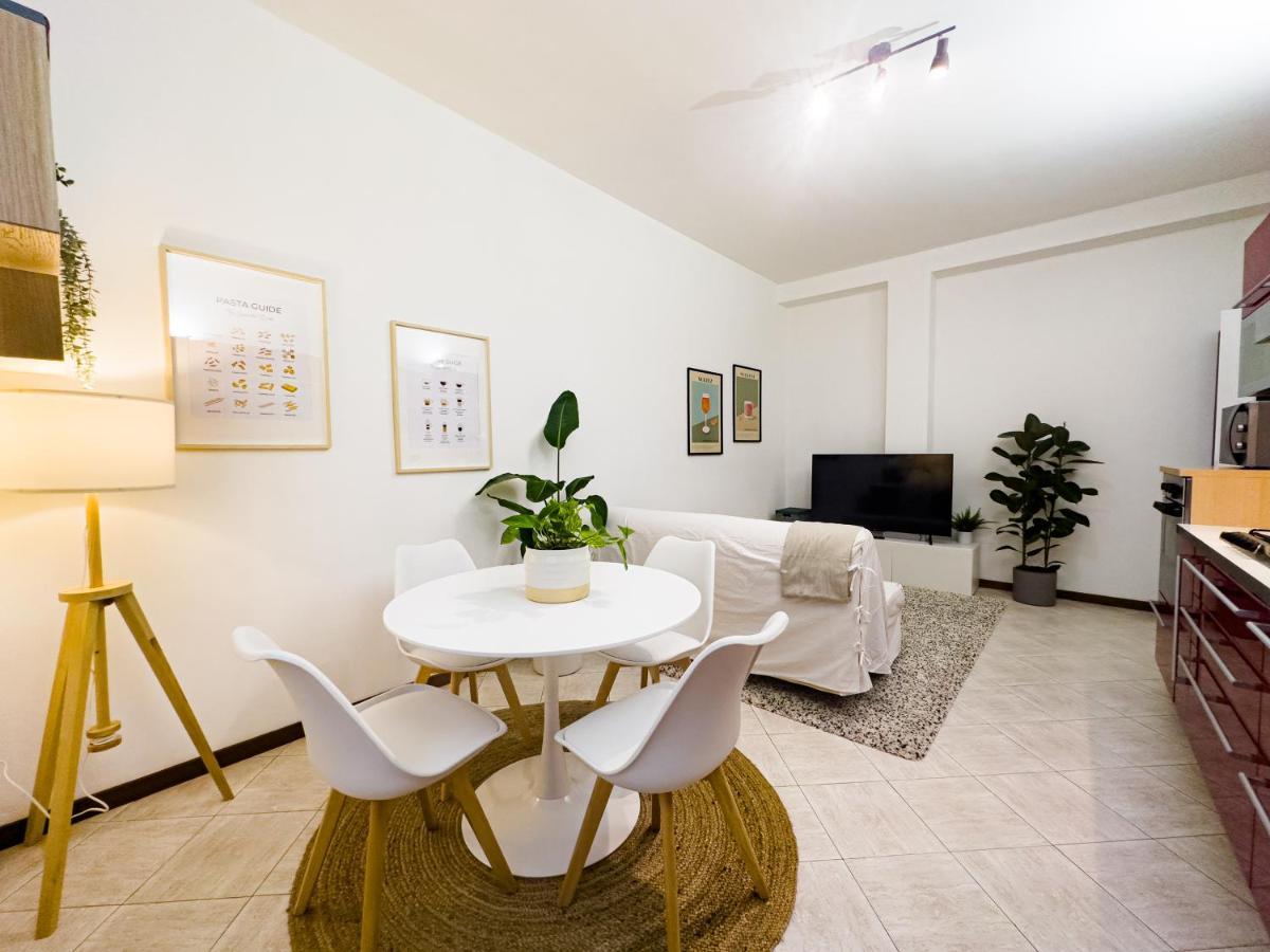Apartment Litta's Flat In Affori - 3 Mins Walk From Mm3 Milan