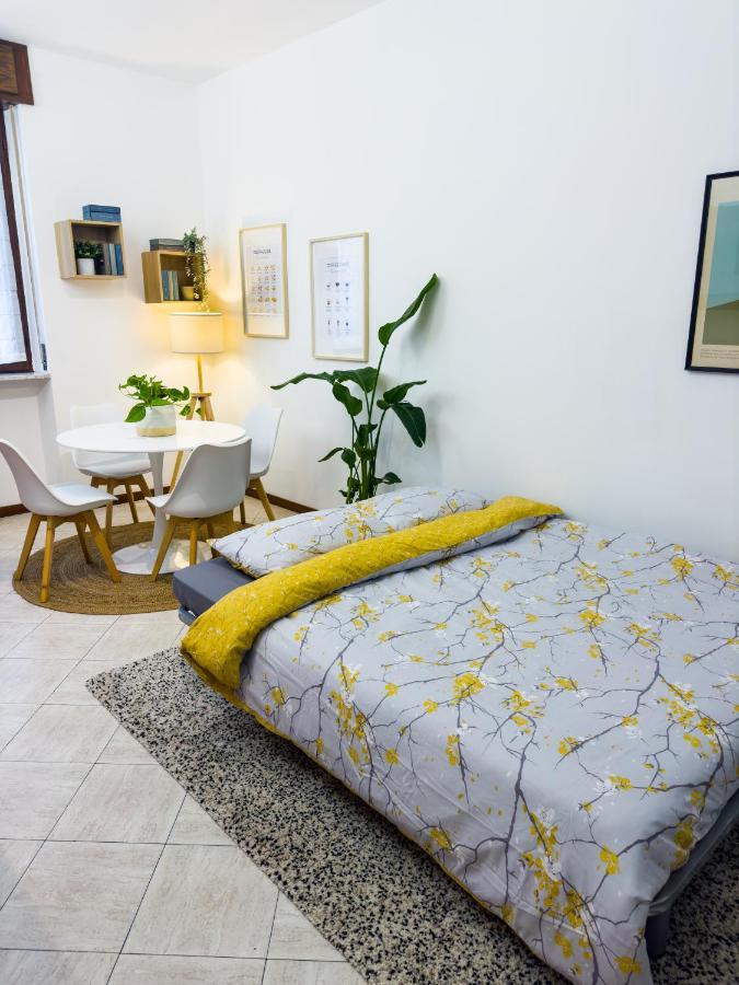 Litta's Flat In Affori - 3 Mins Walk From Mm3 Milan