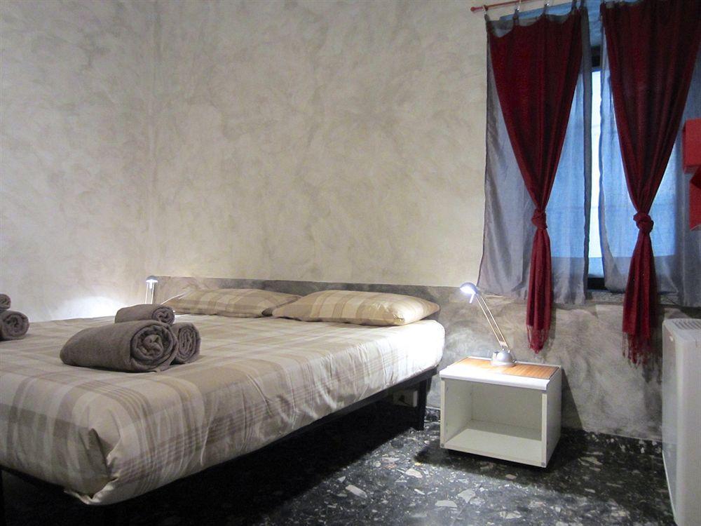 Temporary House - Navigli * Milan