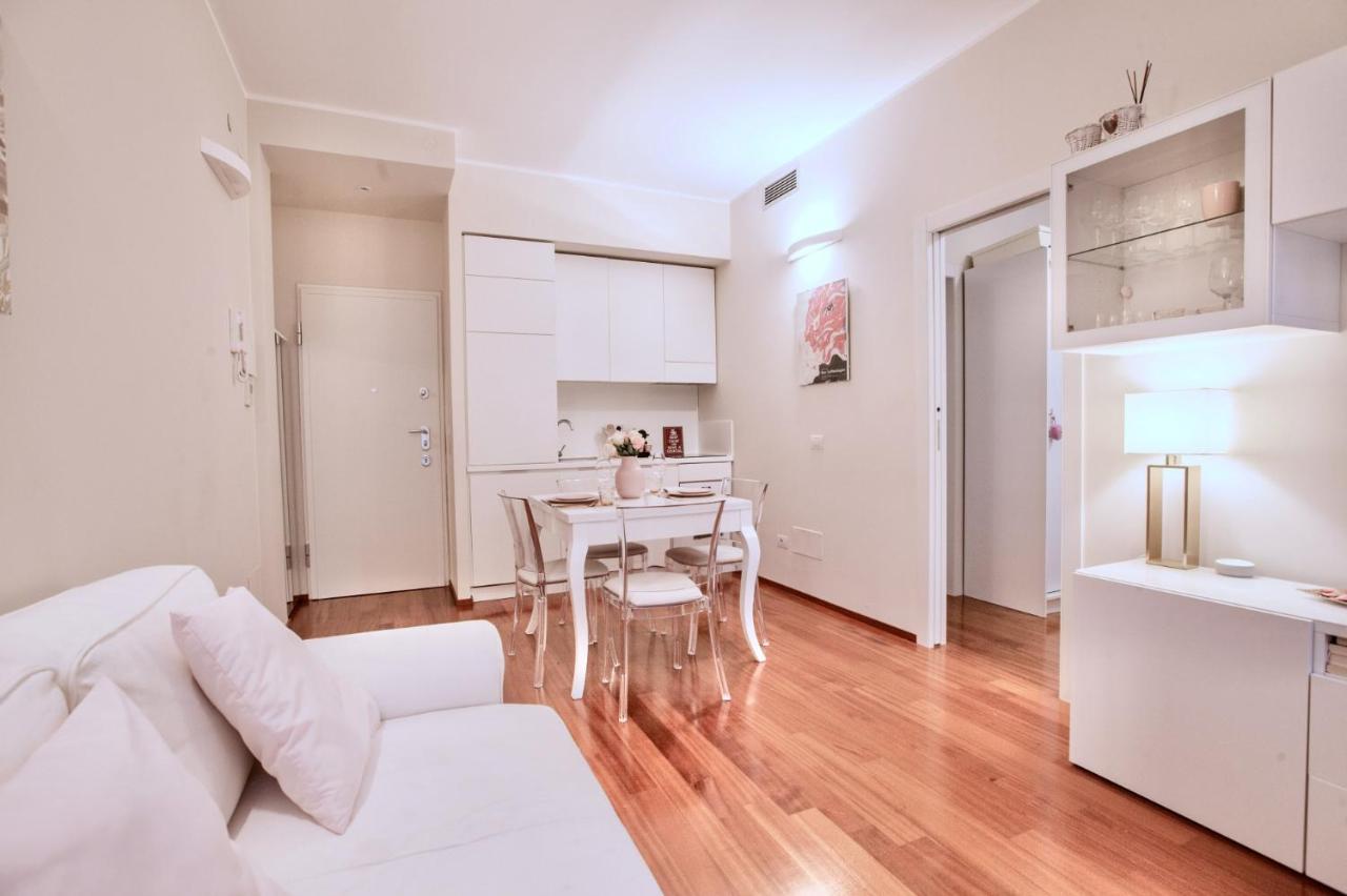 Apartment Easylife - Elegante Bilocale A Due Passi Dal Colorato Quartiere Di Porta Venezia *