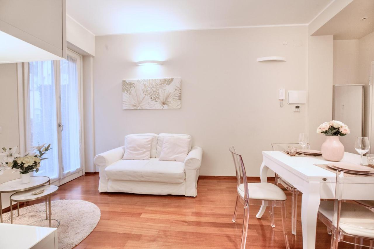 Easylife - Elegante Bilocale A Due Passi Dal Colorato Quartiere Di Porta Venezia Apartment