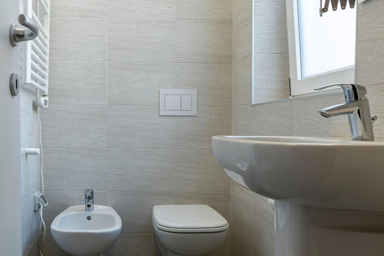 Leader 1 - Monzino - Hockey Msg Arena - Linate - Apartment Milan