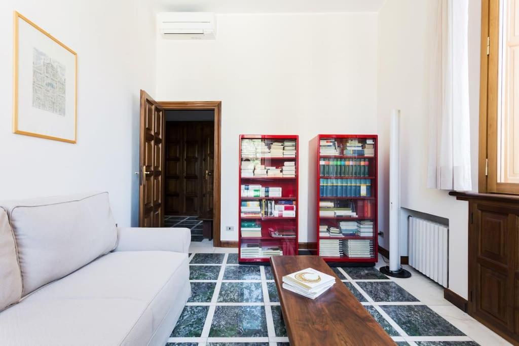 Apartment Nel Cuore Di Milano-duomo Castello Brera Milan