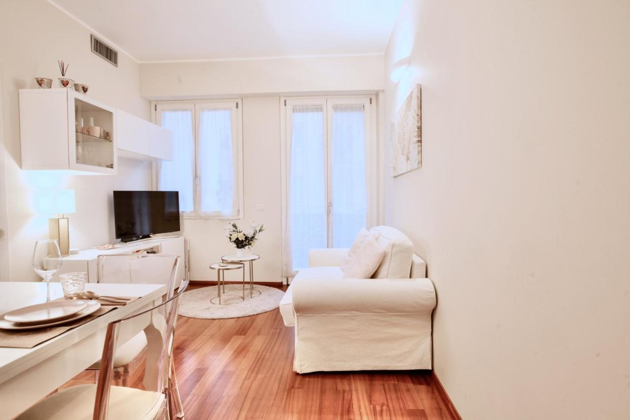 Easylife - Elegante Bilocale A Due Passi Dal Colorato Quartiere Di Porta Venezia Apartment