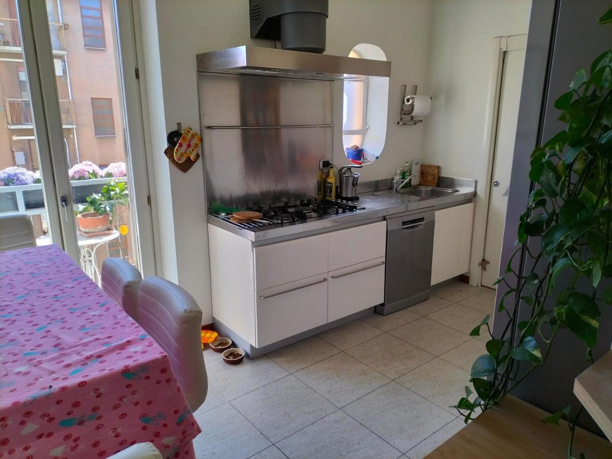 Affittacamere Stanza N. 3 In Incantevole Zona Solari *
