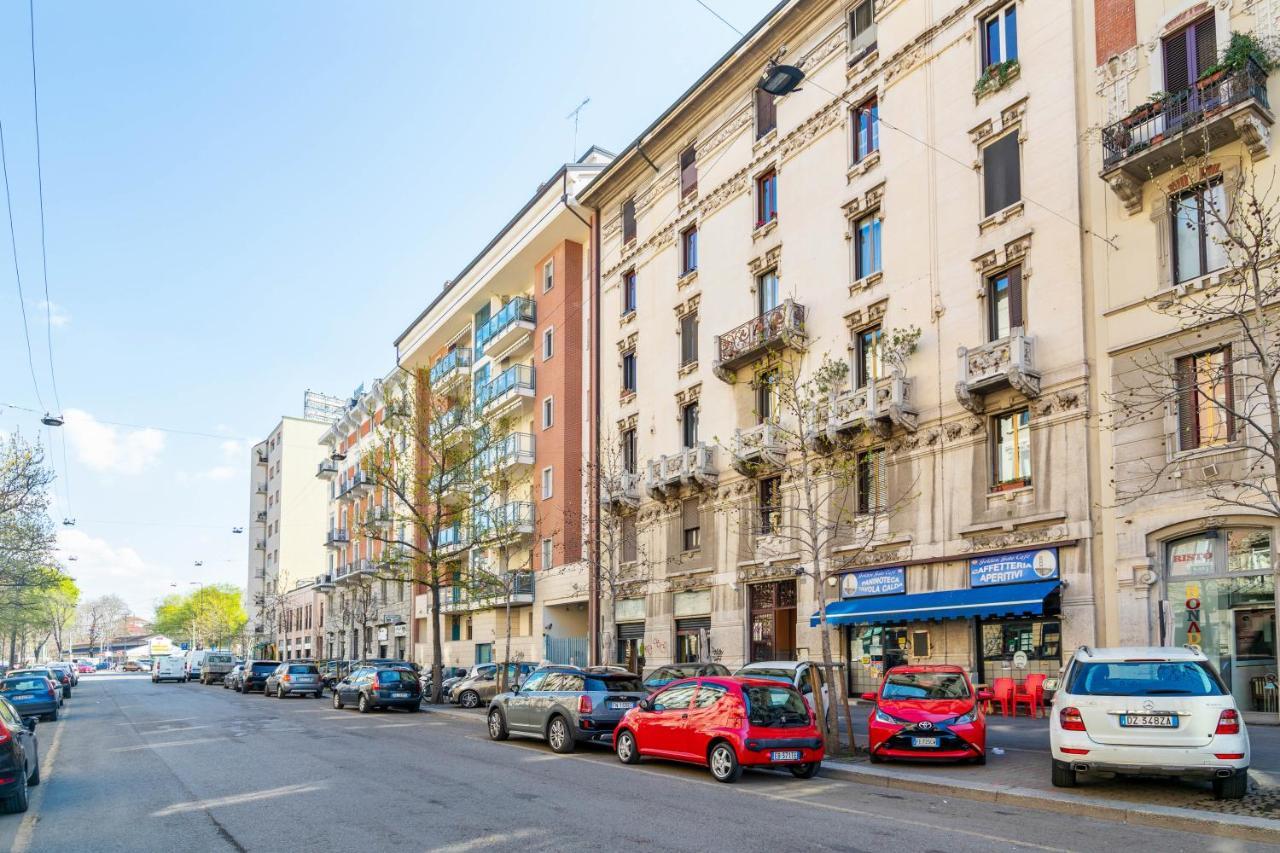 Joivy Warm Flat For 2 In Isola, 10 Min To Centre Apartment