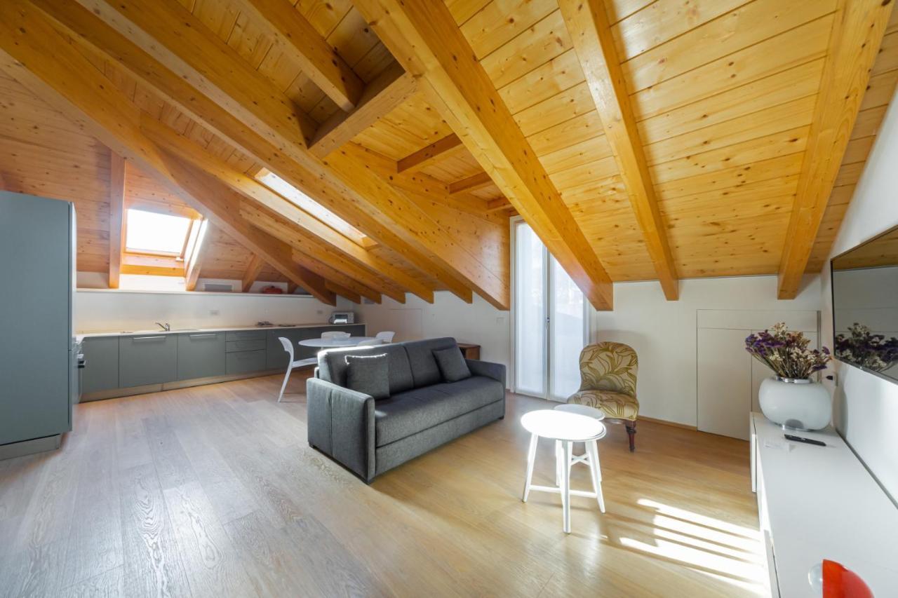 Easy Life - Elegante Trilocale In Zona Porta Venezia * Milan