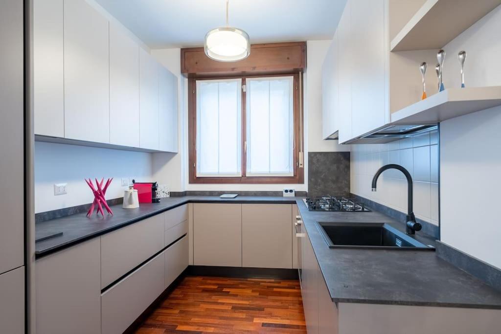 Duomo-portaromanaxxl Terrace & Free Parking * Milan