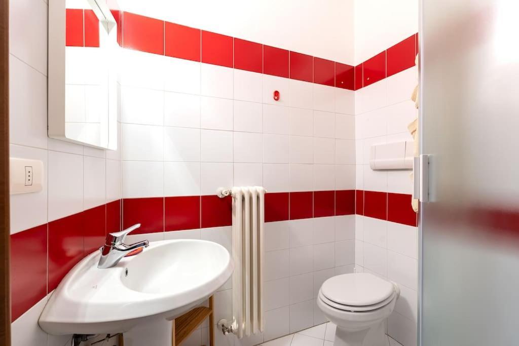 Duomo-portaromanaxxl Terrace & Free Parking Apartment Milan