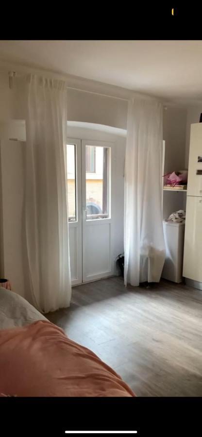 Apartment House In Porta Venezia Milan