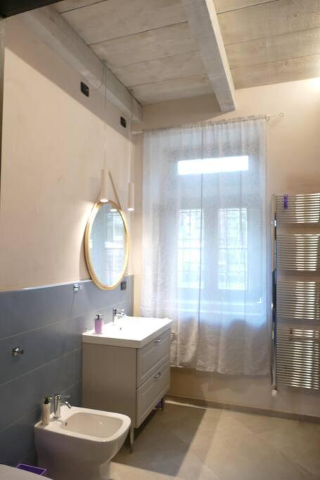 Naviglio Grande In Apartment Milan