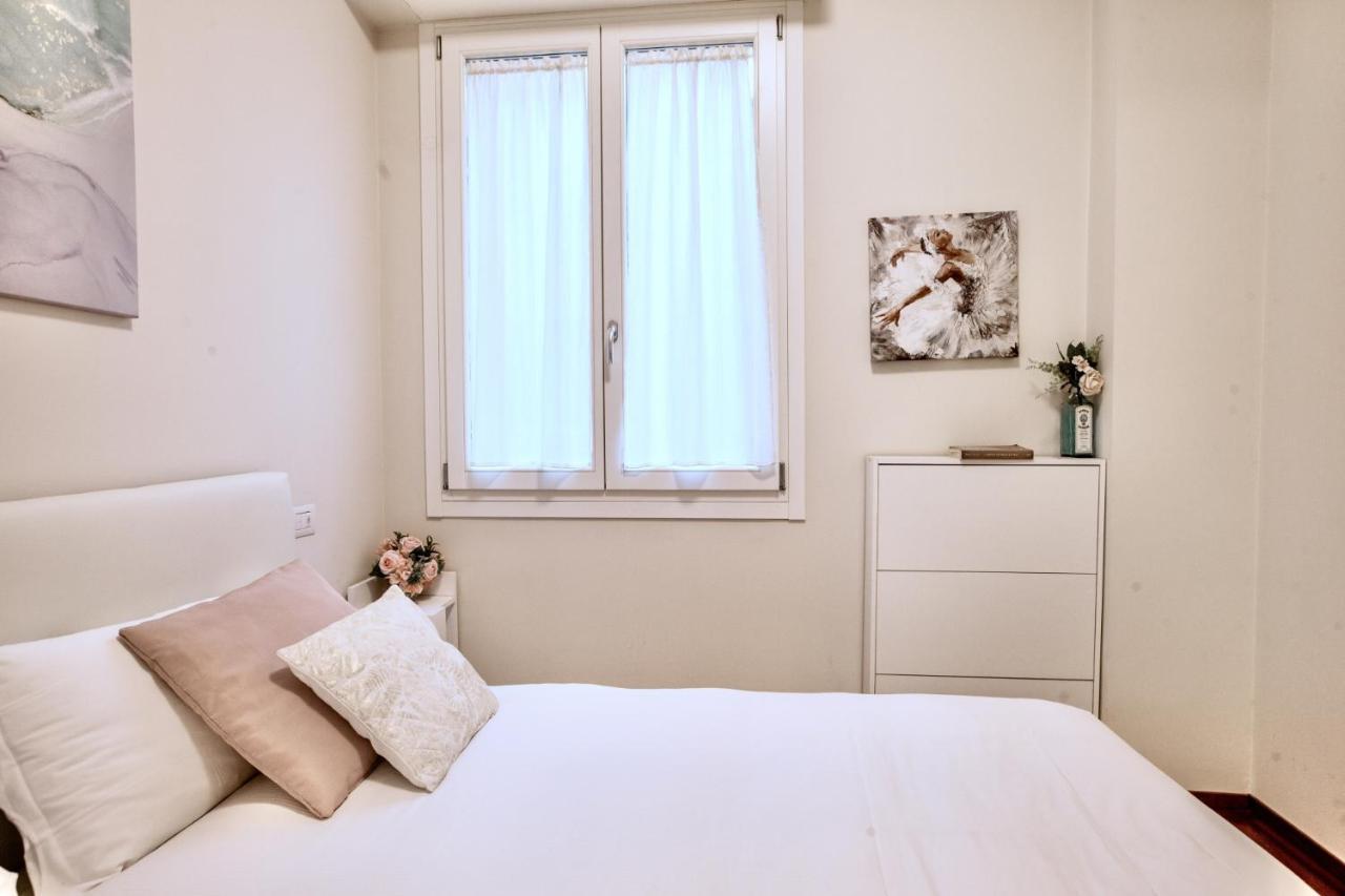 Easylife - Elegante Bilocale A Due Passi Dal Colorato Quartiere Di Porta Venezia * Milan