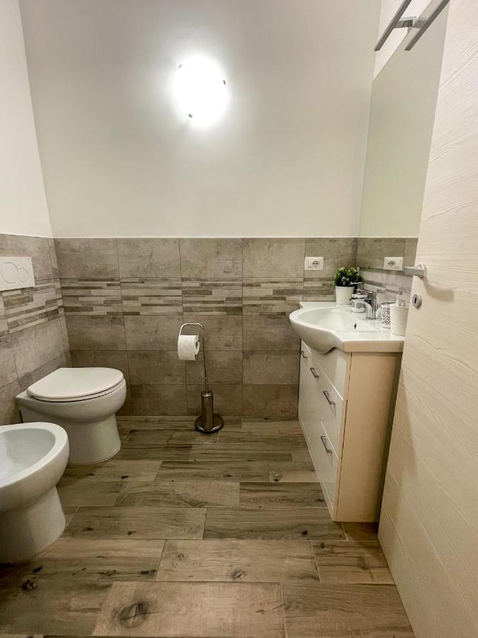 Apartment Dea Dreams Piazzale Lodi Wi-fi Metro A 2 Passi *