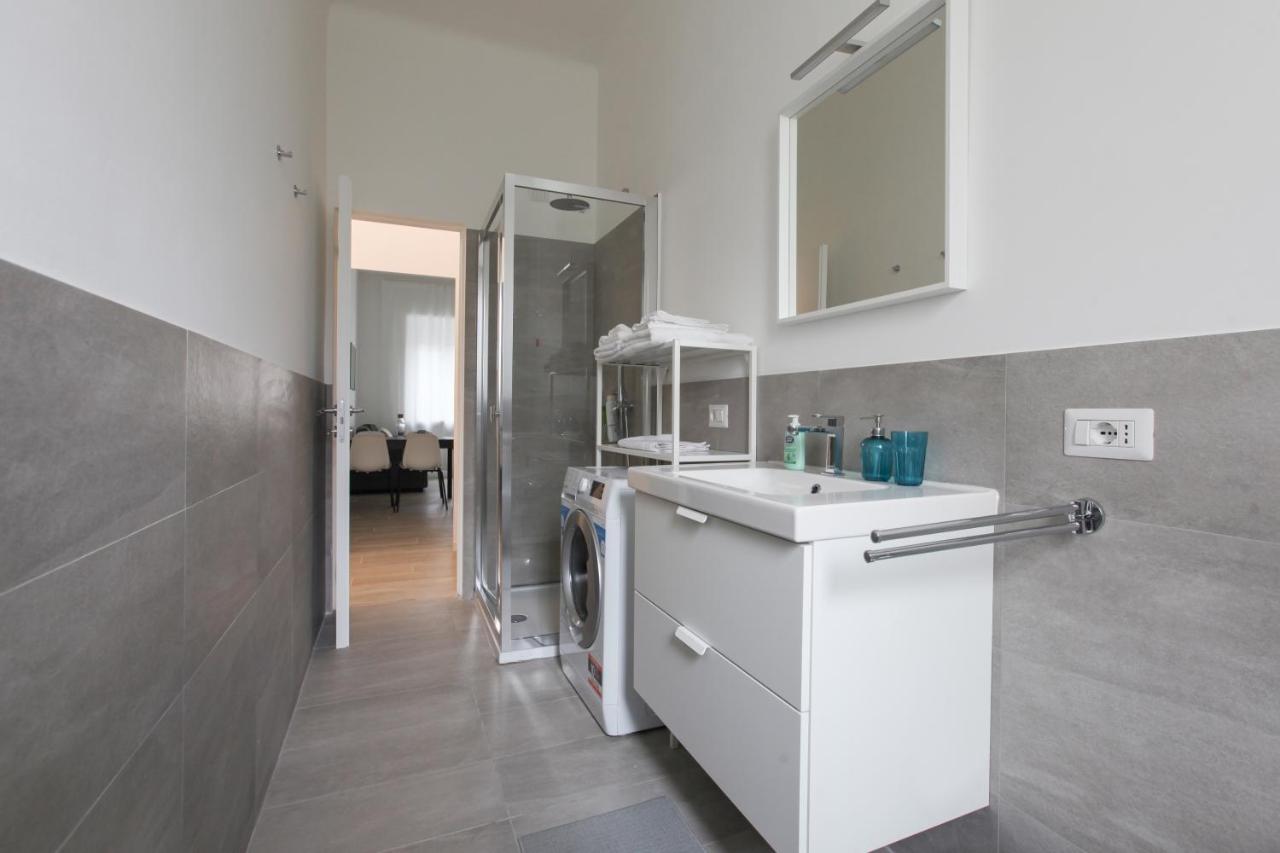 Lovely - Lovely Porta Romana Apartment *