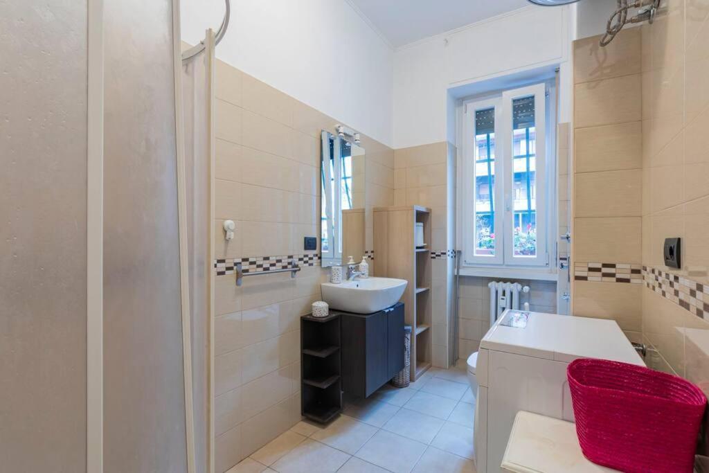 Appartamento Solari 5 Guest - Posizione Ottima - Wi-fi Milano