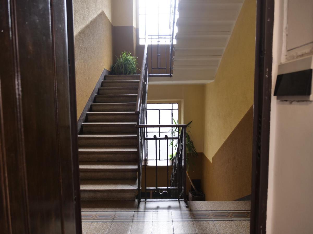 Apartment Prada Milan