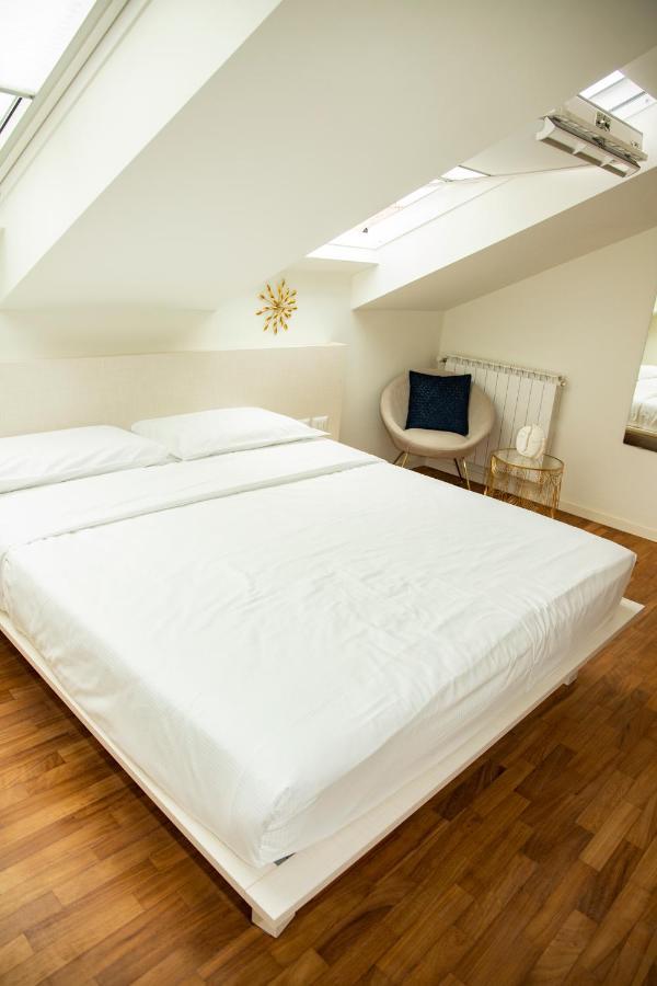 Easy - And Navigli Aparthotel Milan