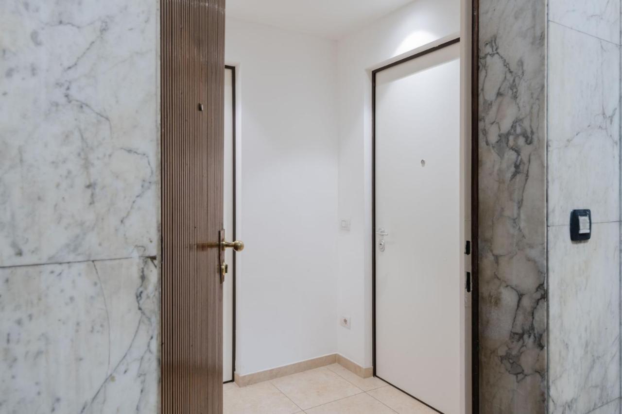 Easylife - Accogliente Bilocale A Due Passi Dal Duomo Milan