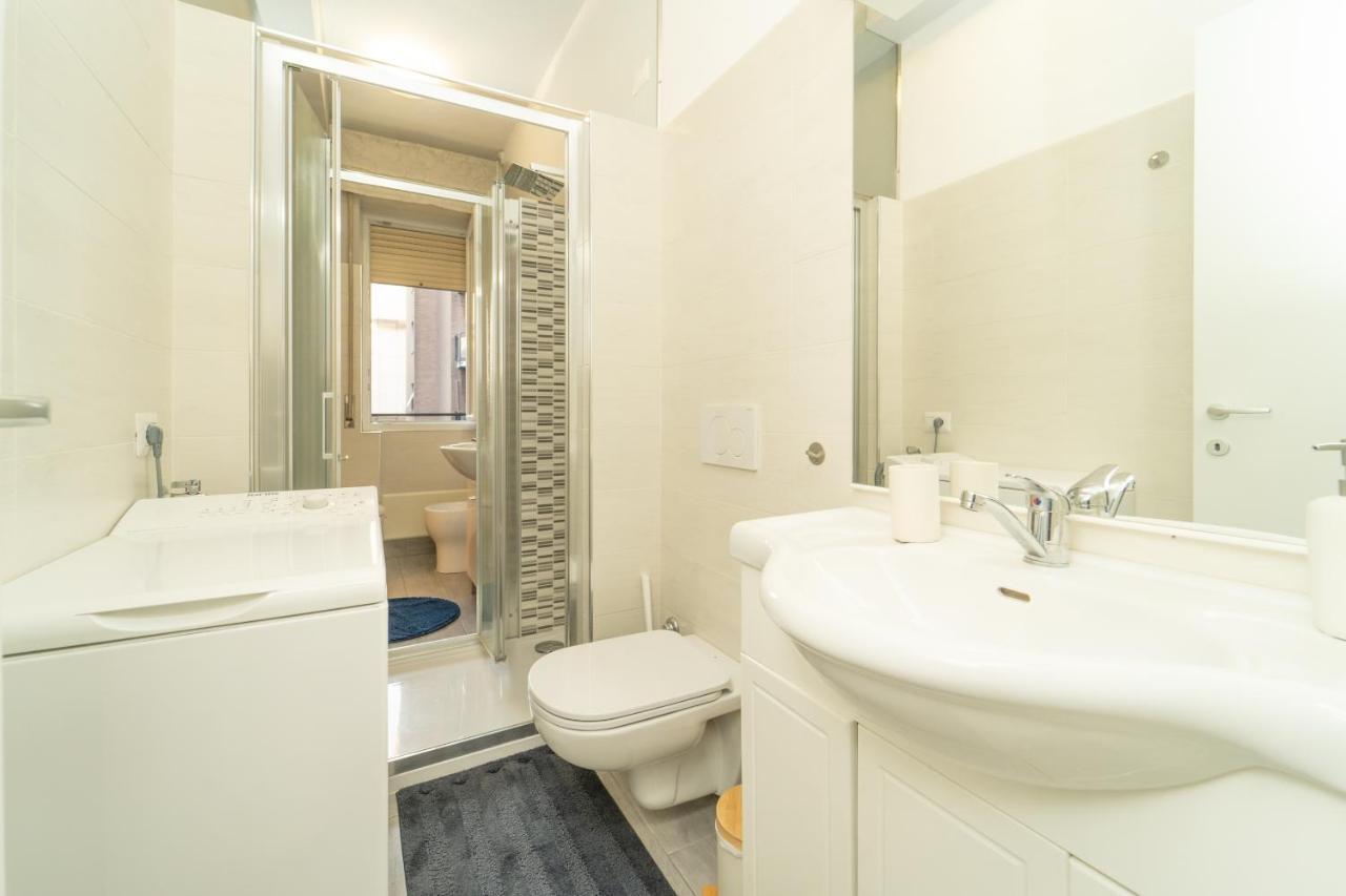 Trilocale Con Parcheggio Privato Milan