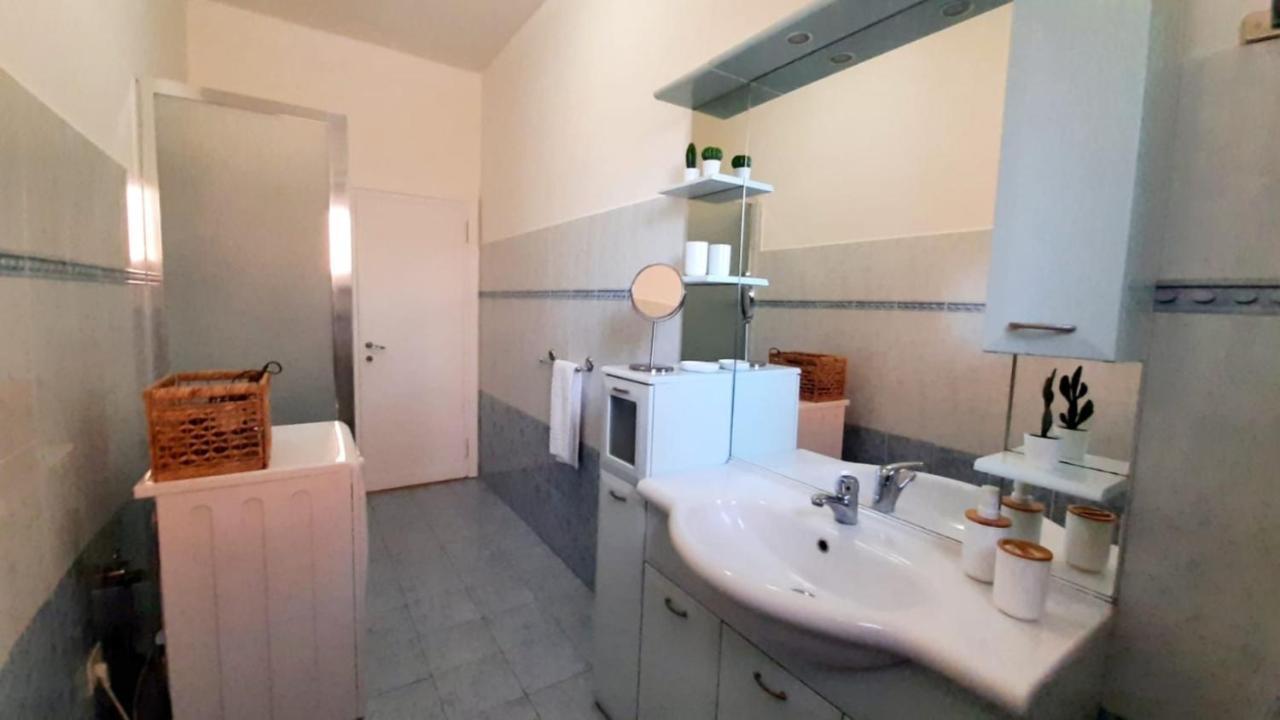 Accomodo Mit12 Trivano Linate Apartment *